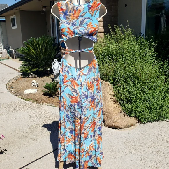 Lulu's Maxi Dress Wrap Tropical Ret $119πΊ - Picture 5 of 11